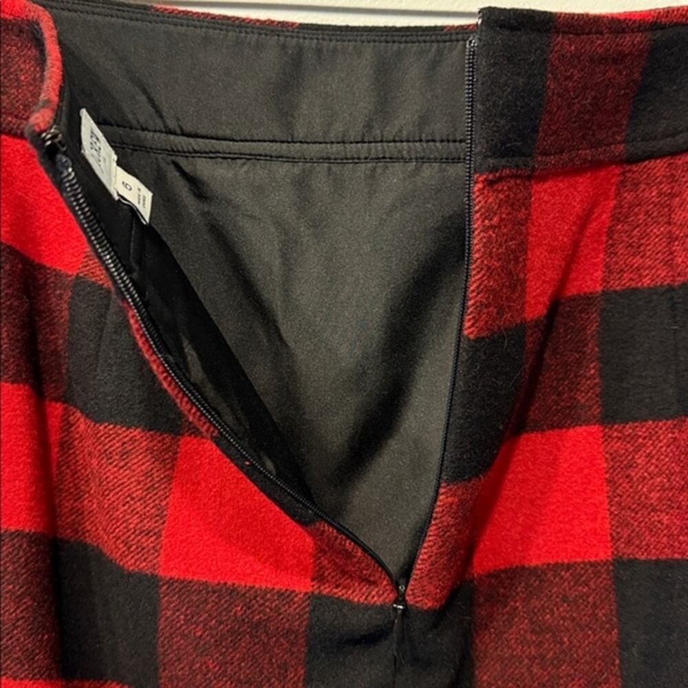New J. CREW Buffalo Red Black Plaid Wool Blend Holiday Lined Mini Skirt Size 6 - Picture 4 of 6